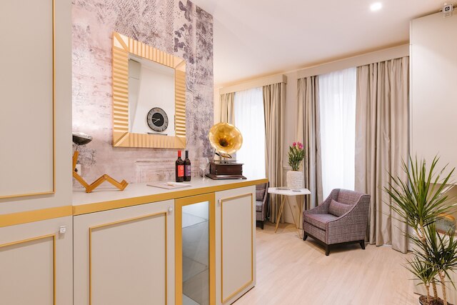 レア シルビア ラグジュアリー ナヴォーナ