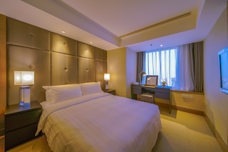 ジングアン センター アパートメント (京广中心公寓酒店)