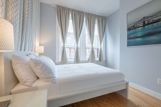 LMVR - ザ クロック