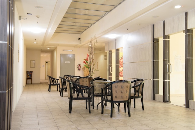 アパートメント クイーン ビクトリア バタム