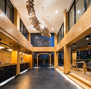 アサナ ホテル & レジデンス