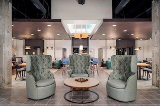 コートヤード・ナイアガラ・フォールズ・USA