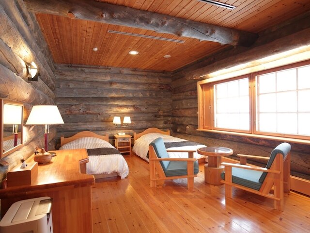 ログホテル ザ メープルロッジ