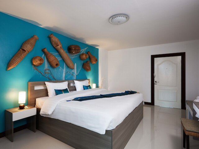 バーンタイブティック