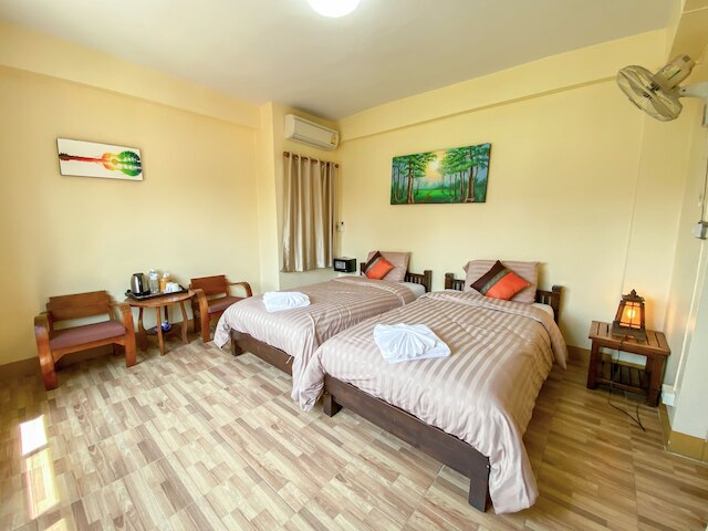 カヴィル ゲストハウス