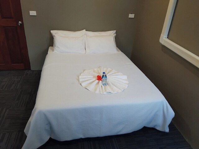 アイランド アコモデーション ナンディ