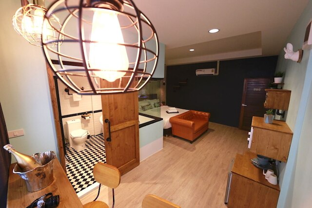 アダージョ バンコク