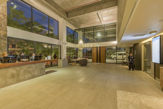 ジンホールド ホテル & サービスド アパートメント ミリ