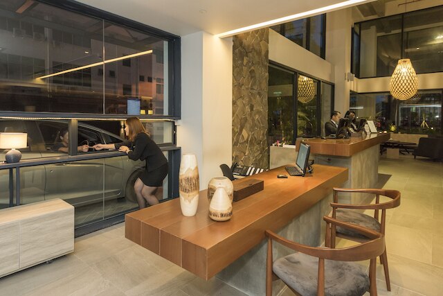 ジンホールド ホテル & サービスド アパートメント ミリ