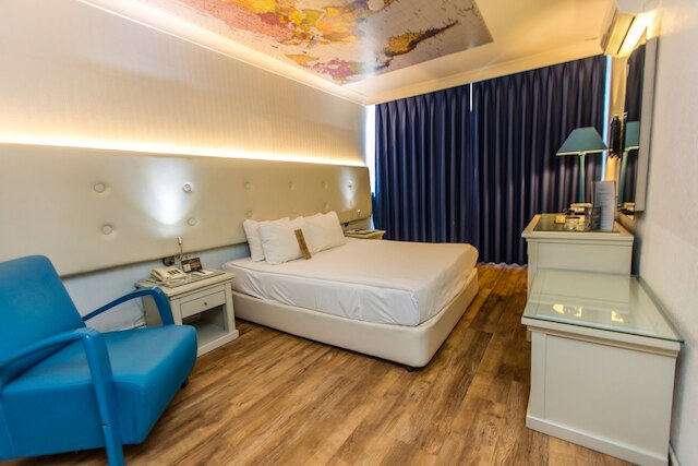 エタップ モラ ホテル