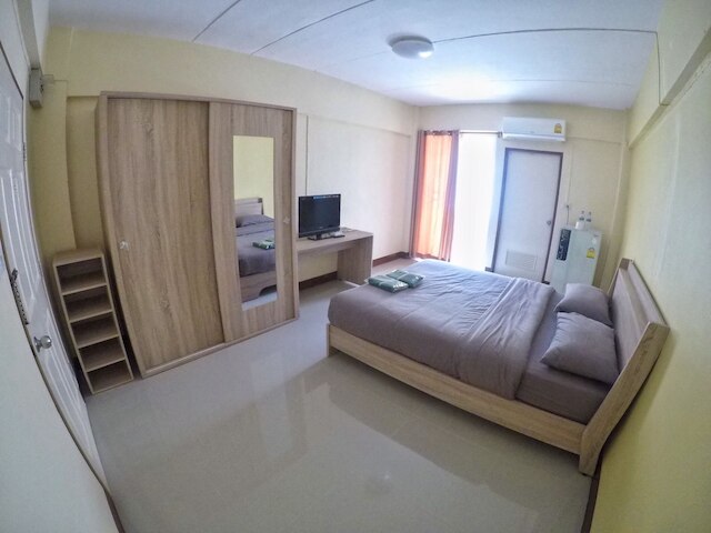 ST アパートメント