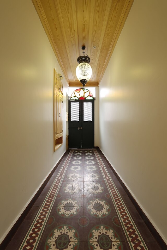 カティルガ コナック アパートメンツ