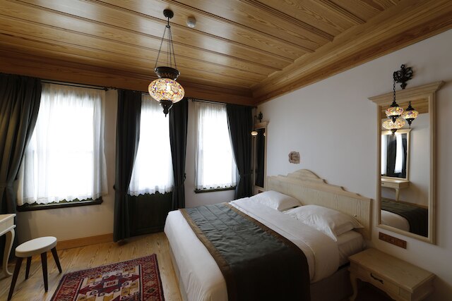 カティルガ コナック アパートメンツ