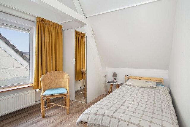 ツーリスト トラベル イン