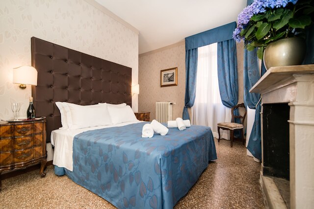 カ ラヴェッツェーラ