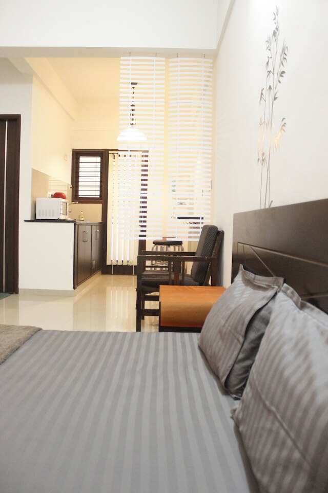 トランキル サービスド アパートメンツ