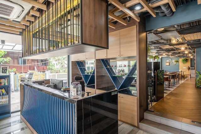 W ステーション