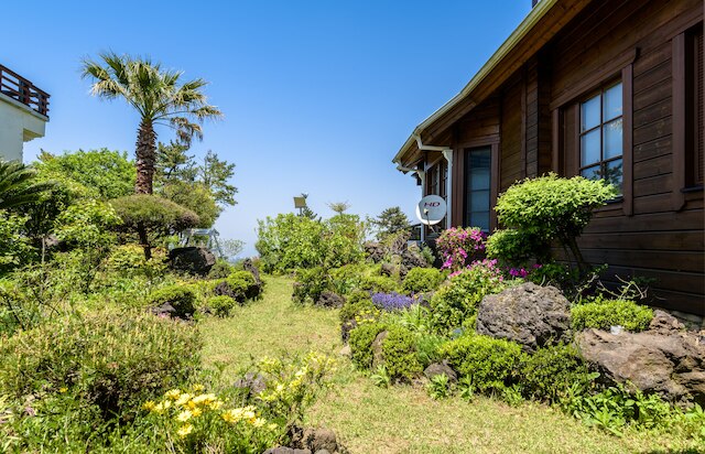 オン ザ シー ペンション