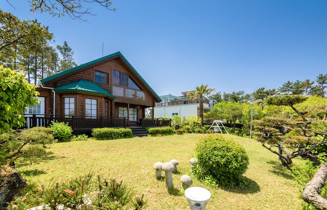 オン ザ シー ペンション