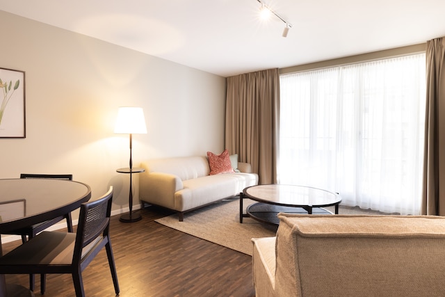 エマ ハウス サービスド アパートメンツ ゼーフェルト