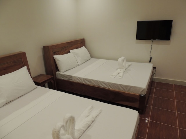 アンジェリック ツーリスト イン