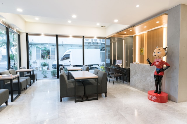 ティアンリ ホテル (天麗行館)