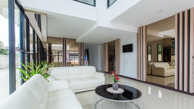 B2 ウボン プレミア ホテル