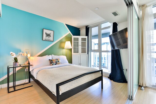 シティプレイス 1B ラックス コンドミニアム レイクサイド スカイドーム MTCC