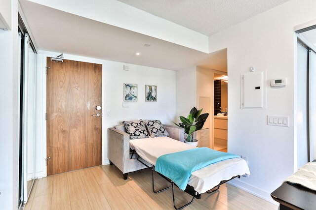 シティプレイス 1B ラックス コンドミニアム レイクサイド スカイドーム MTCC