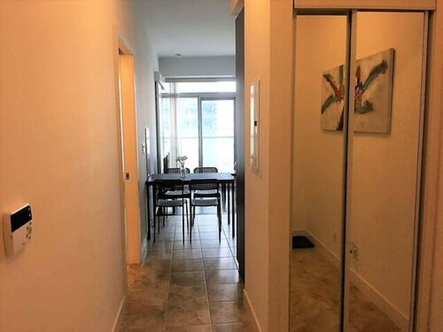 ラビッシュ スイート - ラグジュアリー ワン ベッドルーム コンド