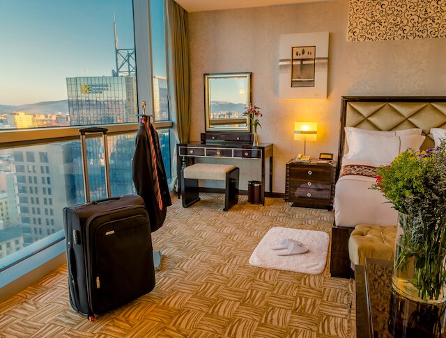 ブルー スカイ ホテル & タワー