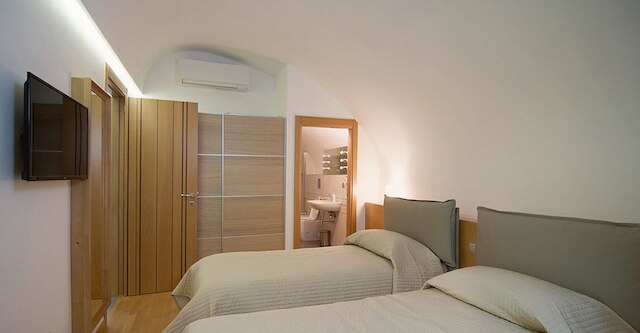 ラ ストラーダ パルラータ