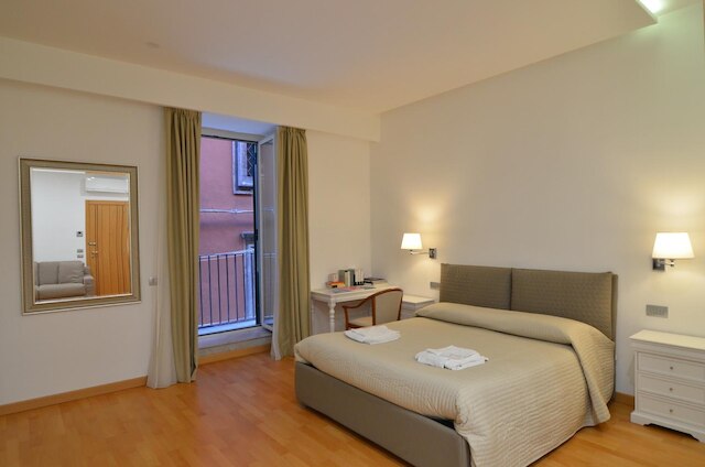 ラ ストラーダ パルラータ