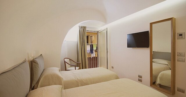 ラ ストラーダ パルラータ