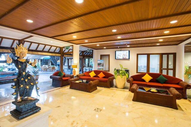 プラグー・ホリデーホテル