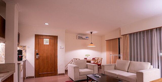 プラグー・ホリデーホテル