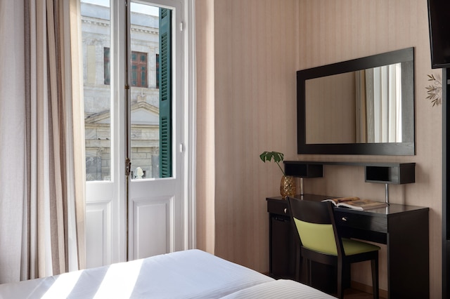 デルフィ アート ホテル