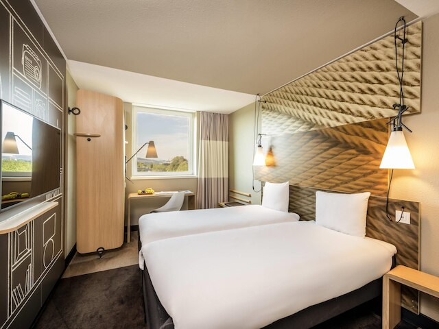 イビス ベルン エクスポ