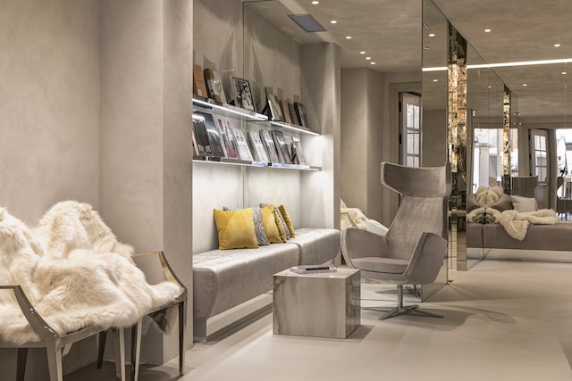 パラッツォ ナイナー