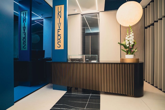 オテル ユニヴェール