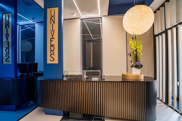 オテル ユニヴェール