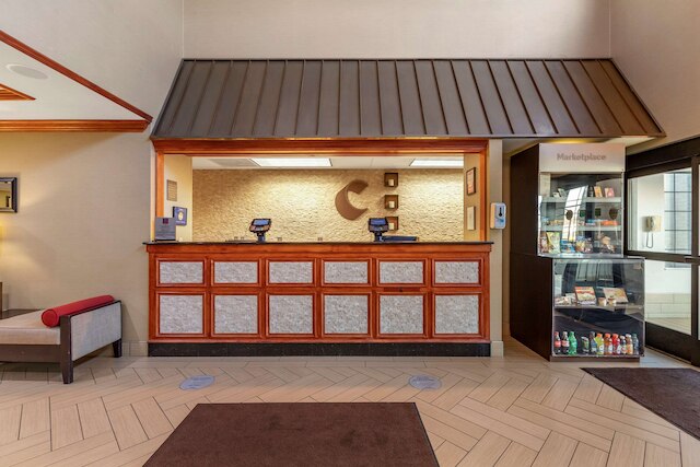 コンフォート スイーツ グランド ラピッズ サウス