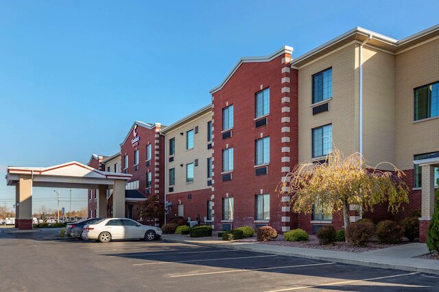 コンフォート スイーツ グランド ラピッズ サウス