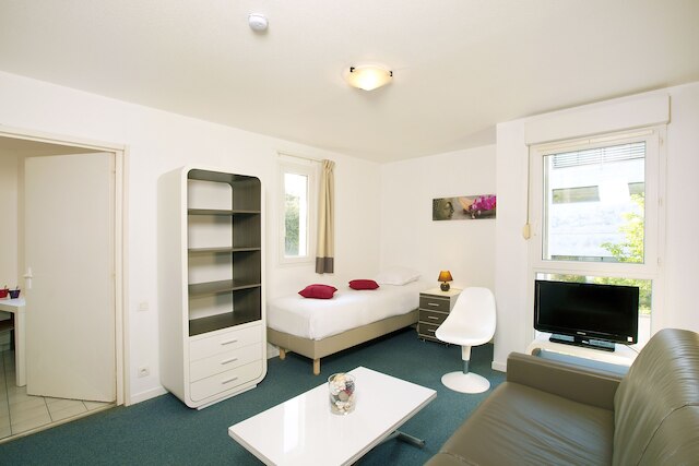 セーヌル&アフェール ラ ロシェル レ ミニム