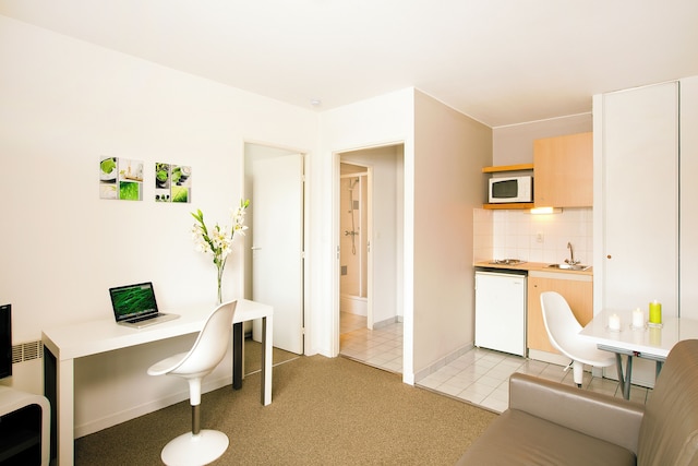 セーヌル&アフェール ラ ロシェル レ ミニム