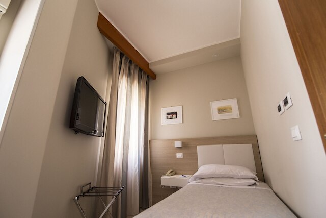 ホテル メディテラーネオ