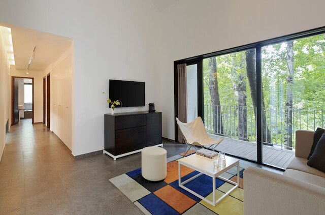 コミューン バイ ザ グレート ウォール (長城腳下的公社)