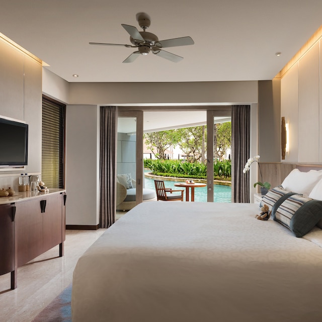 コンラッド  バリ