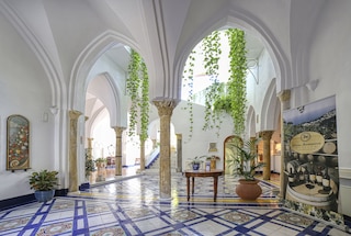 パラッツォ コンファローネ