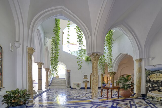 パラッツォ コンファローネ